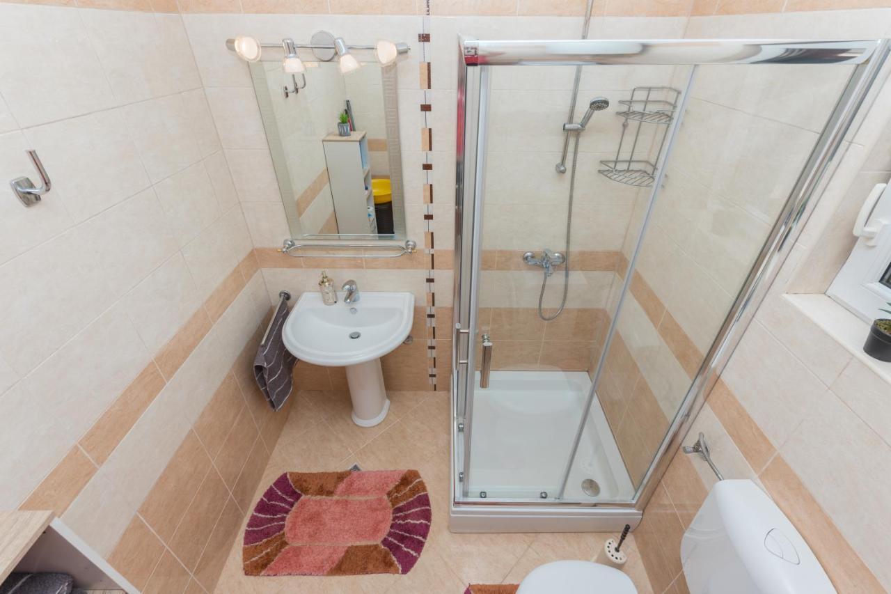 Holiday Home Frane Slivno  Kültér fotó