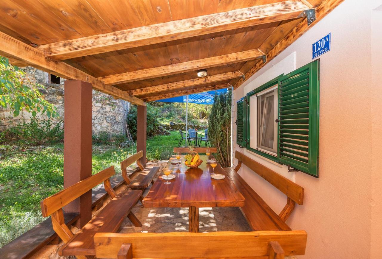 Holiday Home Frane Slivno  Kültér fotó