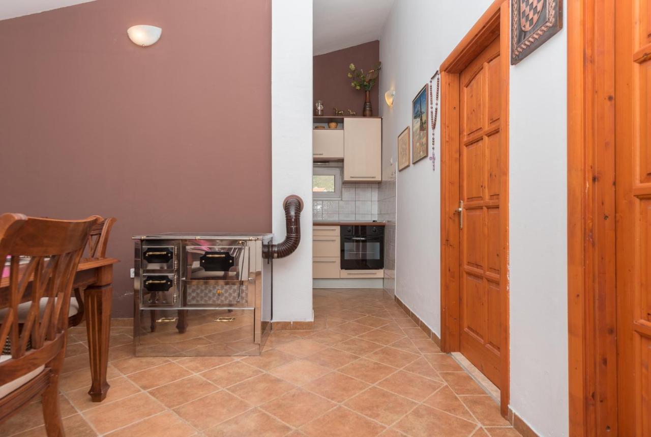 Holiday Home Frane Slivno  Kültér fotó