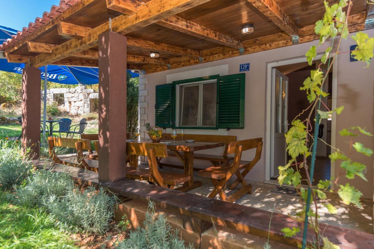 Holiday Home Frane Slivno  Kültér fotó