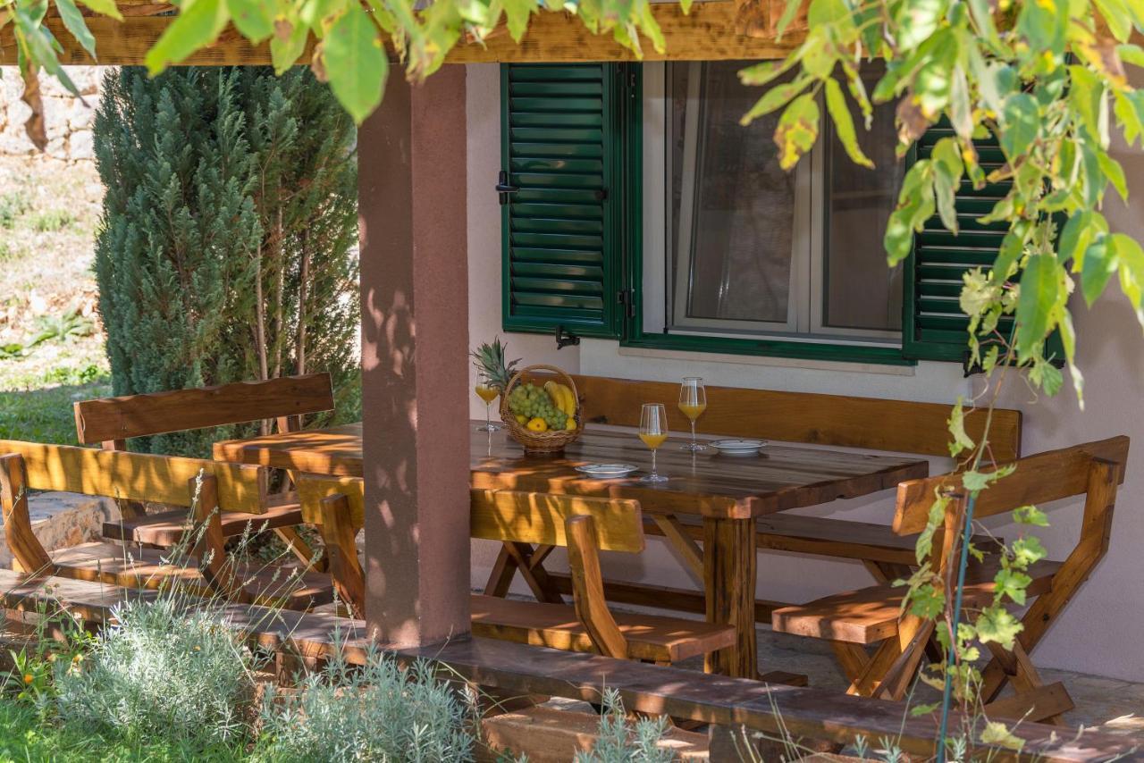 Holiday Home Frane Slivno  Kültér fotó