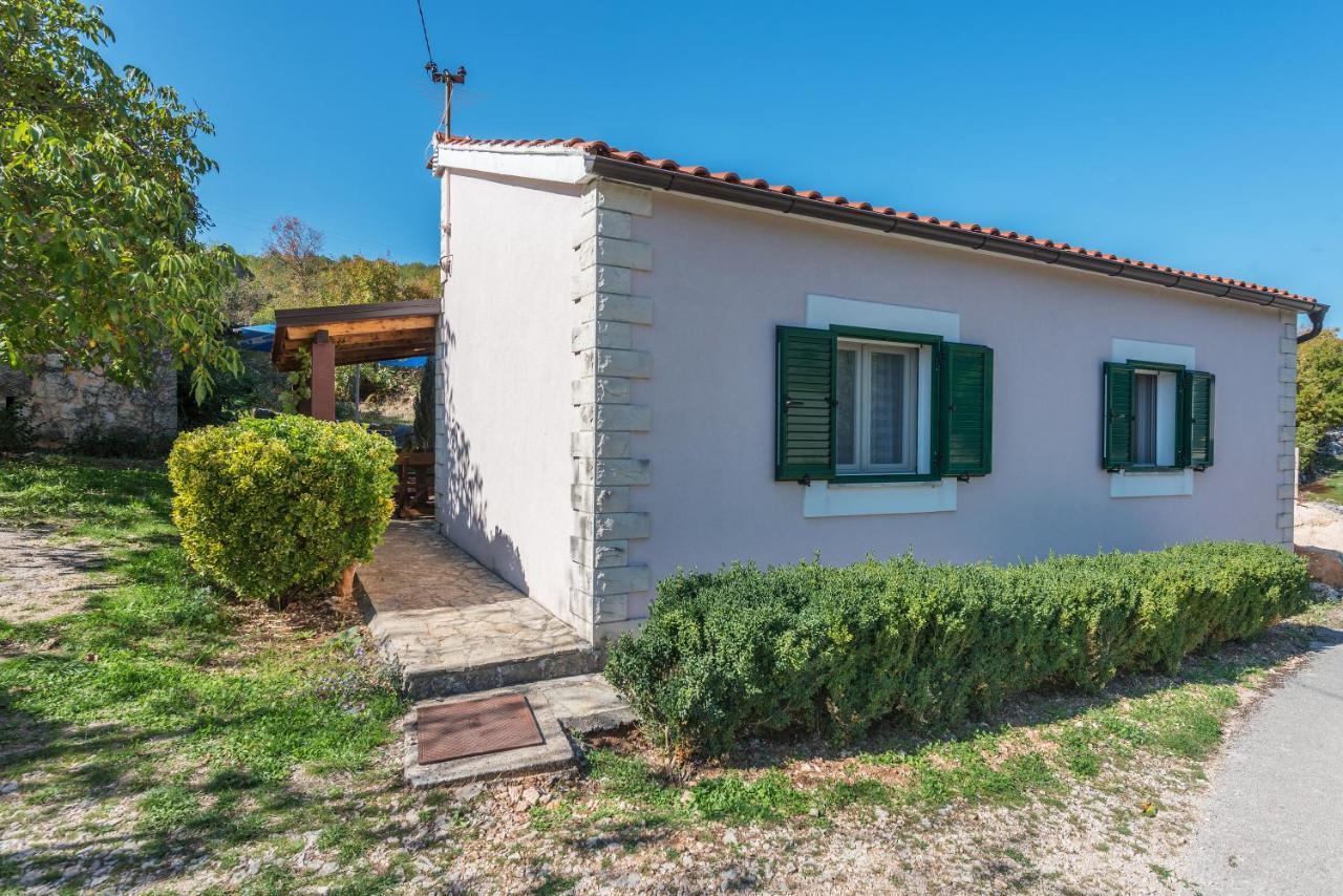 Holiday Home Frane Slivno  Kültér fotó