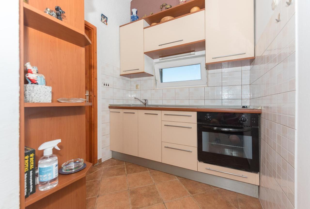 Holiday Home Frane Slivno  Kültér fotó